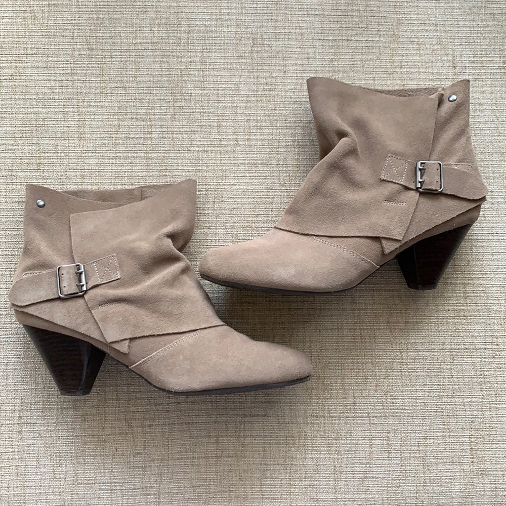 SUEDE BOOTS BOOTIES STEVE MADDEN SZ 11